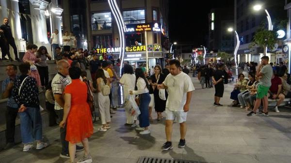 在俄罗斯与普京举行的峰会上,朝鲜领导人金正恩誓言全力支持莫斯科 在俄罗斯与普京举行的峰会上,朝鲜领导人金正恩誓言全力支持莫斯科