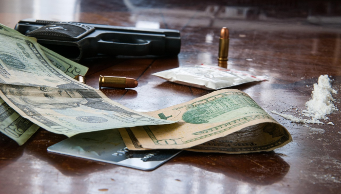 俄亥俄州警方称,校车与货车相撞,造成学生死亡,20多人受伤 俄亥俄州警方称,校车与货车相撞,造成学生死亡,20多人受伤