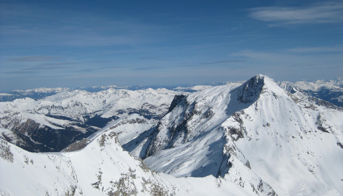 以色列进入加沙第二大城市,在血腥的战争新阶段加强了袭击 以色列进入加沙第二大城市,在血腥的战争新阶段加强了袭击