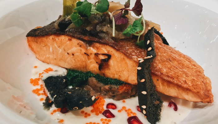 为了寻找更便宜的食物,英国人购买了更多的鱼头和罐头肉 为了寻找更便宜的食物,英国人购买了更多的鱼头和罐头肉