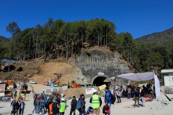 玩家辅助神器：“微乐跑得快开挂神器”详细开挂玩法