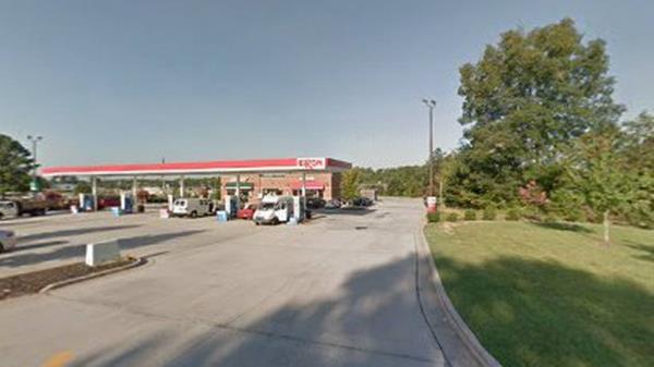 北卡罗来纳州的彩票官员说，神秘的赢家中了2美元的大奖