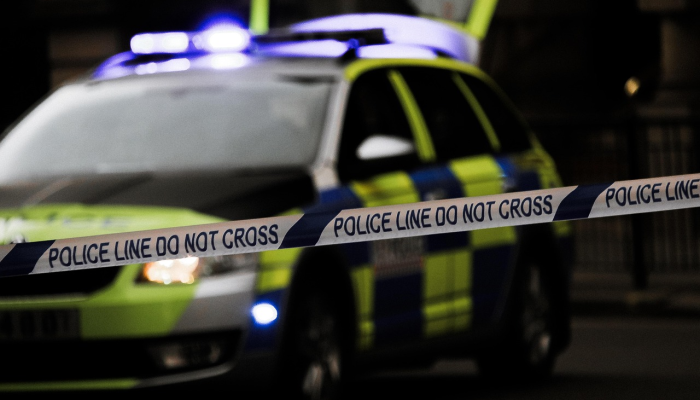 北卡罗来纳州警方称,警方巡逻车撞上一辆小型货车,导致母亲和12岁的儿子死亡 北卡罗来纳州警方称,警方巡逻车撞上一辆小型货车,导致母亲和12岁的儿子死亡