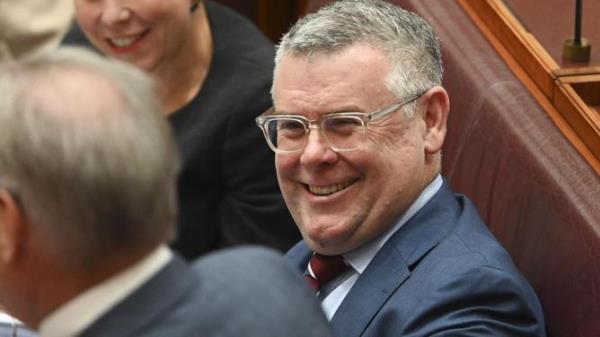 玩家辅助神器:“牵手跑得快必赢神器”其实确实有挂 玩家辅助神器:“牵手跑得快必赢神器”其实确实有挂