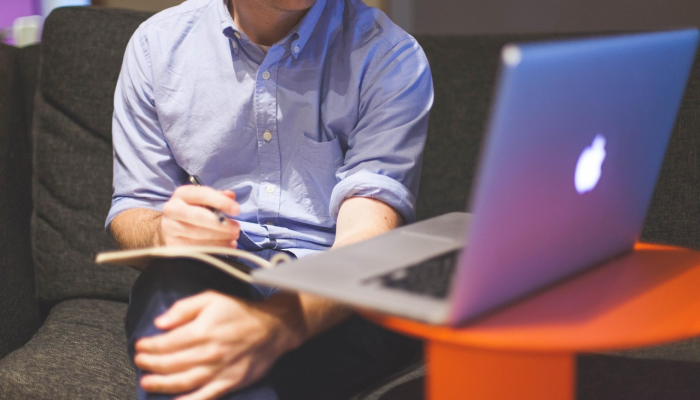 兰开斯特县应该征收销售税来修路吗?选民可能会做出决定 兰开斯特县应该征收销售税来修路吗?选民可能会做出决定