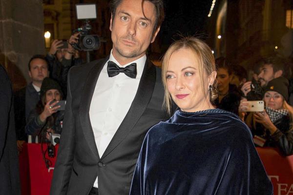 乔治娅·梅洛尼的分手是意大利最新的热门肥皂剧