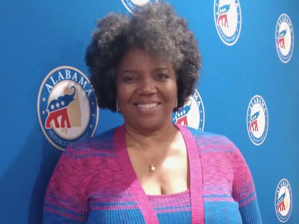 共和党人贝琳达·托马斯在重新划分的国会第二区竞选