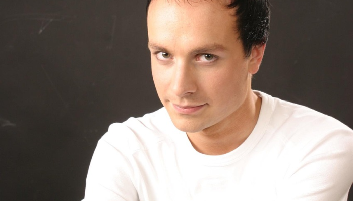 《爱尔兰AM》和《第十五届爱尔兰AM》的主持人汤米·鲍说,爱尔兰男人“可能不太时尚,但我们喜欢看起来不错” 《爱尔兰AM》和《第十五届爱尔兰AM》的主持人汤米·鲍说,爱尔兰男人“可能不太时尚,但我们喜欢看起来不错”