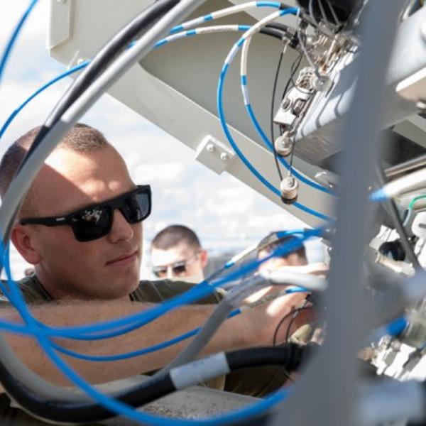 “极其危险”：州长批评国民警卫队的“联邦化”