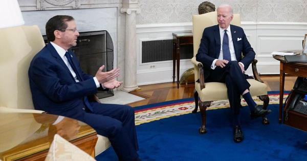 以色列外长赫尔佐格警告拜登对伊朗发起挑战