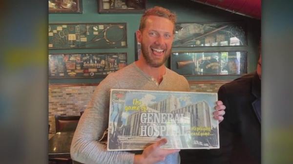 实测辅助“闲逸跑胡子外卦神器下载”开挂(透视)辅助教程