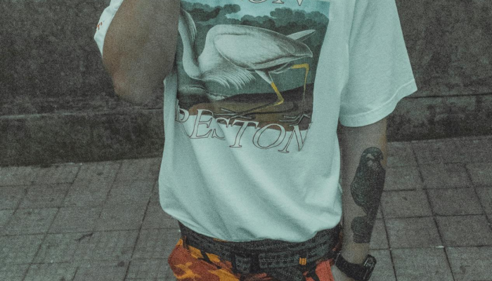 印度特使在卡塔尔会见了8名死囚海军老兵，政府提供法律援助