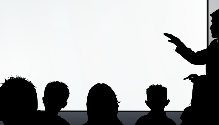 OpenAI正在进行“激烈讨论”,以平息潜在的员工叛变 OpenAI正在进行“激烈讨论”,以平息潜在的员工叛变