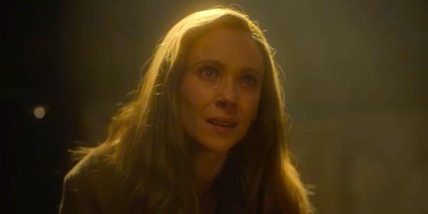 Juno Temple as Dot looking up at Roy looking upset in Fargo season 5 episode 8.