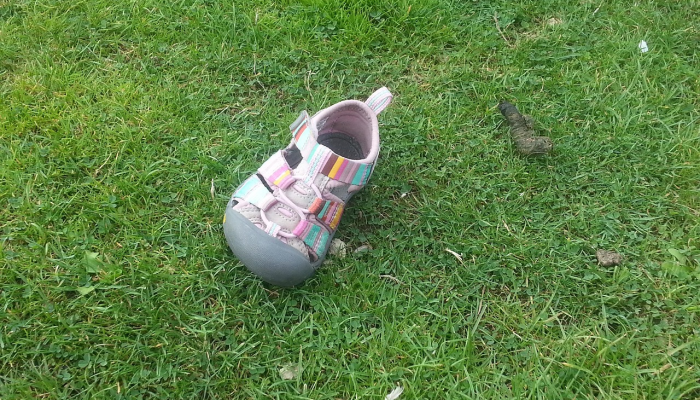 “灰姑娘”声称她在碧瑶办公室丢失了凉鞋 “灰姑娘”声称她在碧瑶办公室丢失了凉鞋