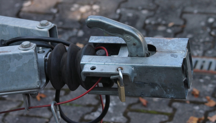 纽约法院公布了杰弗里·爱泼斯坦的机密文件