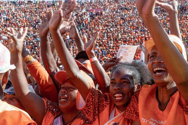 辅助神器“今日长牌开挂神器下载”(曝光透视必备猫腻)