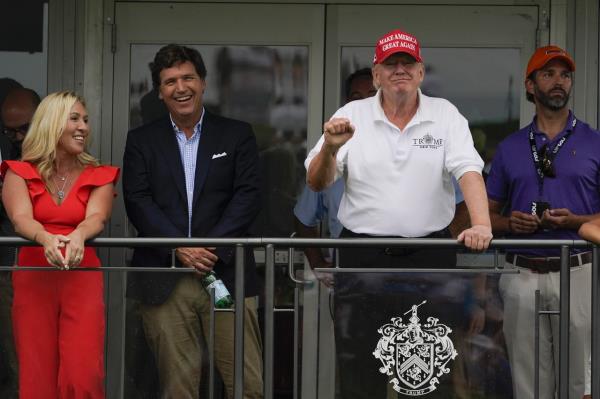 马乔里·泰勒·格林：塔克·卡尔森应该在2024年成为唐纳德·特朗普的副总统