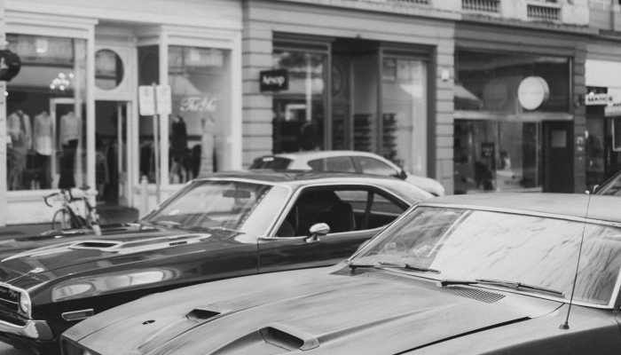 随着最后期限的临近,美国汽车工人联合会计划向福特提出还价 随着最后期限的临近,美国汽车工人联合会计划向福特提出还价