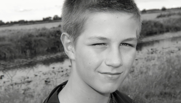 罗恩·德桑蒂斯在被判刑的骄傲男孩中发现了“赦免和减刑”的空间