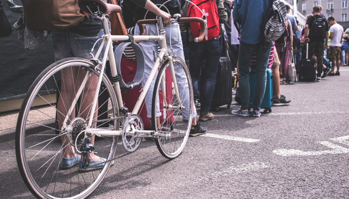 莱顿东方队对林肯队的比赛在人群中出现紧急情况后被取消 莱顿东方队对林肯队的比赛在人群中出现紧急情况后被取消