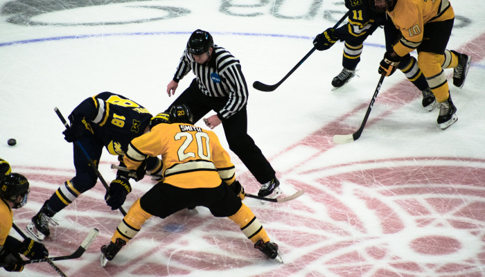 武装人员登上阿曼外海的油轮：海事局