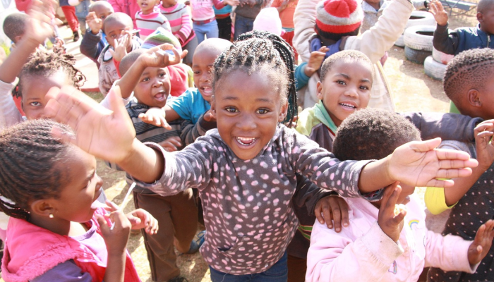 随着选举的临近，回到南非非国大的“斗争”