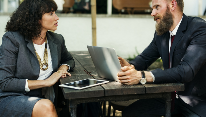 QBBF举办商务会议欢迎英国新任大使 QBBF举办商务会议欢迎英国新任大使