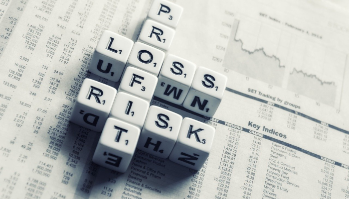 华尔街股市收盘下跌，大型股回吐涨幅