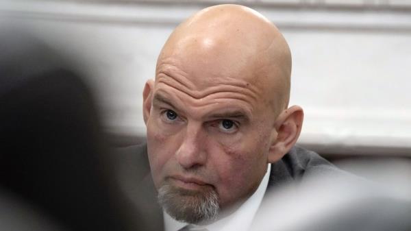 费特曼再次呼吁参议院在卡塔尔相关指控后驱逐梅嫩德斯