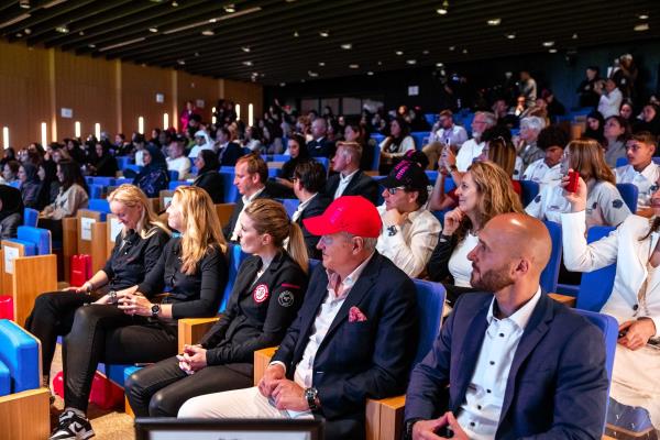 玩家必看教程“微乐河北麻将万能开挂器免费通用版”分享用挂教程 玩家必看教程“微乐河北麻将万能开挂器免费通用版”分享用挂教程