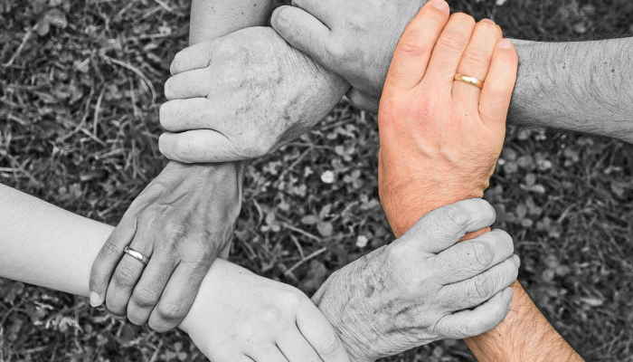 罗伯特·巴克兰说,杀人护士露西·莱比应该被判入狱 罗伯特·巴克兰说,杀人护士露西·莱比应该被判入狱