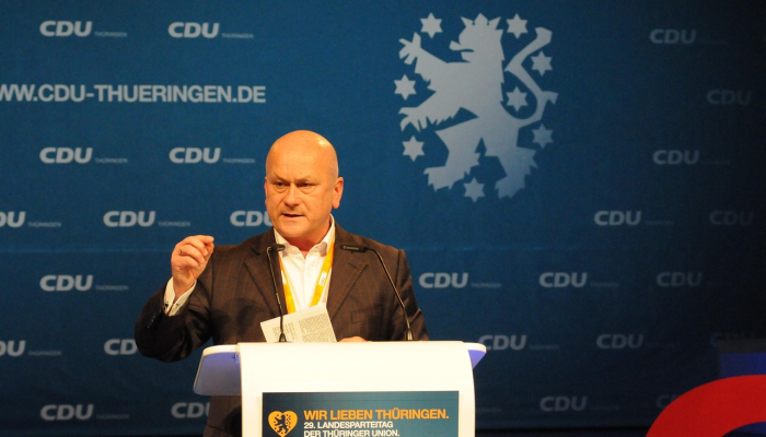 联邦法官否认强迫迪恩·菲利普斯参加佛罗里达州初选 联邦法官否认强迫迪恩·菲利普斯参加佛罗里达州初选