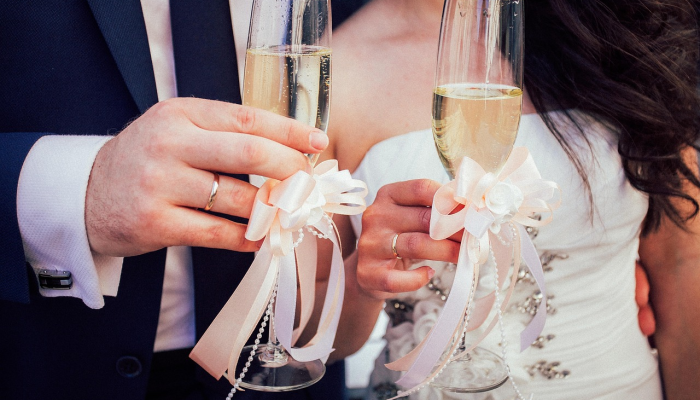 最新研究表明,任何活动——甚至睡觉——都比坐着对心脏更好 最新研究表明,任何活动——甚至睡觉——都比坐着对心脏更好