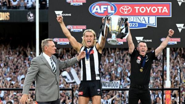 过去总决赛的幽灵为摩尔斯安息了