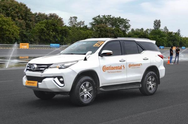 推荐一款”微壳跑胡子神器下载”分享用挂教程