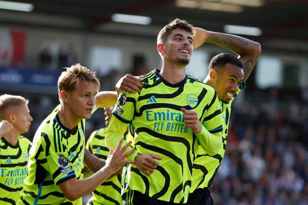 阿森纳球员评分vs伯恩茅斯：马丁·奥德加德在凯·哈弗茨的助攻下大放神彩