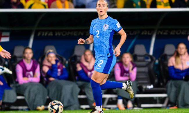 林迪斯法恩到母狮：露西·青铜通往世界杯决赛的漫长道路