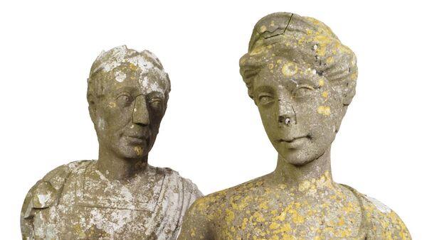 凯撒和克利奥帕特拉的大理石雕像是如何到达霍斯的