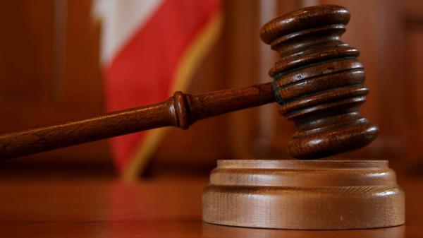 联邦调查局说，16岁的孩子在家禽加工厂被抓死在机器里调查进行中