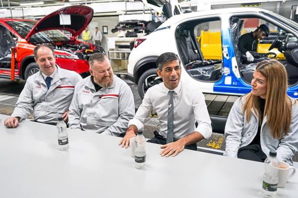 玩家必看教程“哥哥打大a外卦”分享用挂教程 玩家必看教程“哥哥打大a外卦”分享用挂教程