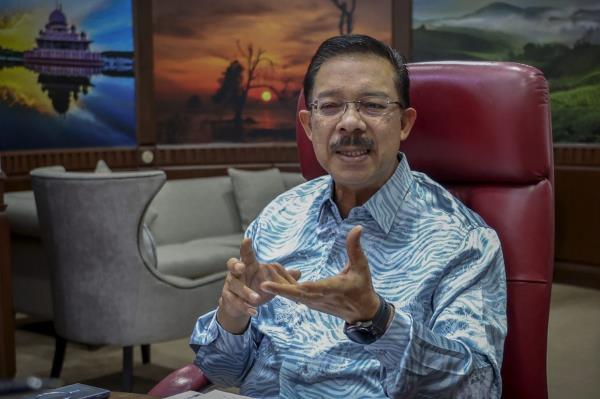 武吉加里勒Madani一周年纪念项目提供102项政府服务