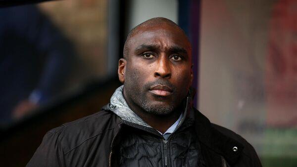 索尔·坎贝尔“在不同的空间快乐”,他回到了足球管理 索尔·坎贝尔“在不同的空间快乐”,他回到了足球管理