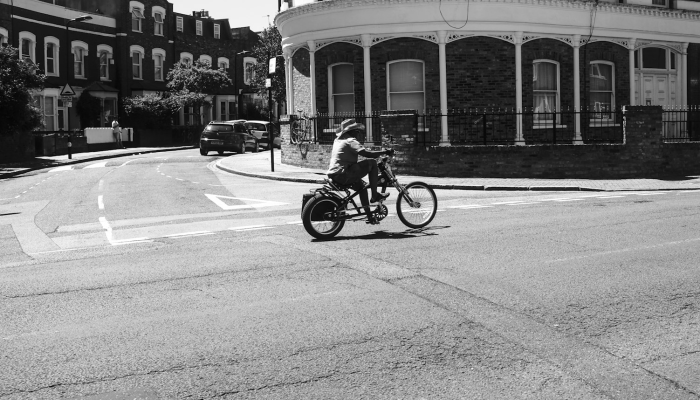 班加罗尔新郎骑着Yulu自行车去参加婚礼,“巴拉蒂”也跟着去病毒式视频 班加罗尔新郎骑着Yulu自行车去参加婚礼,“巴拉蒂”也跟着去病毒式视频