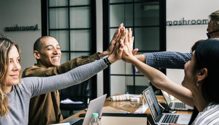 护理人员中关节炎患病率较高