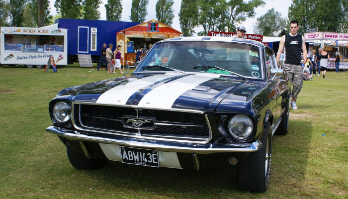 汽车评论:福特性能700 F-150是弗兰肯斯坦的怪物 汽车评论:福特性能700 F-150是弗兰肯斯坦的怪物