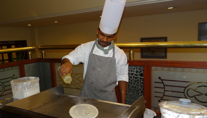 根据专家的说法，家庭厨师最常见的食品安全错误