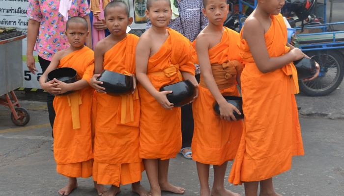 尼泊尔警方因失踪和强奸逮捕“佛童” 尼泊尔警方因失踪和强奸逮捕“佛童”