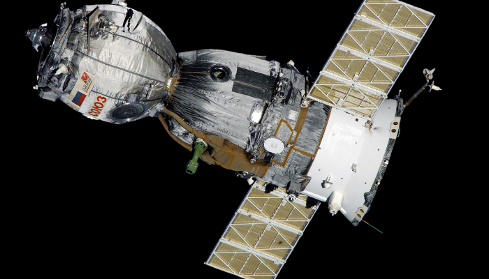 SpaceX公司的“龙”飞船将携带重要物资和科学货物登陆空间站