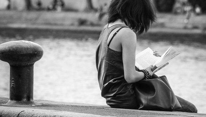 在都柏林被刺受伤的“韧性”女孩的母亲感谢公众的支持